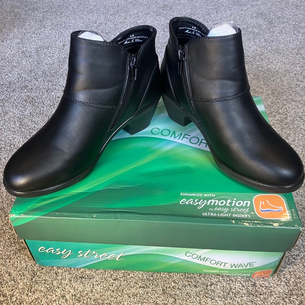 Easy Street Fritzi Black Ankle Boots Womens 6W Comfort Wave Bootie NIB Orig $75 - Picture 2 of 13